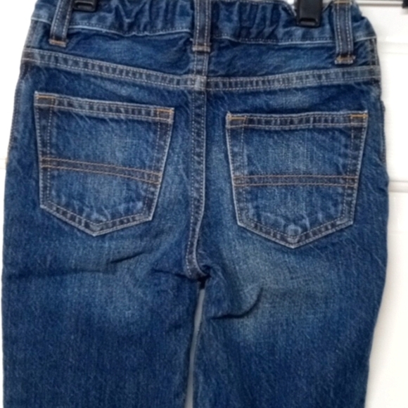 Oshkosh B'gosh/Girls /Blue Jeans/Size 4T - Picture 9 of 10